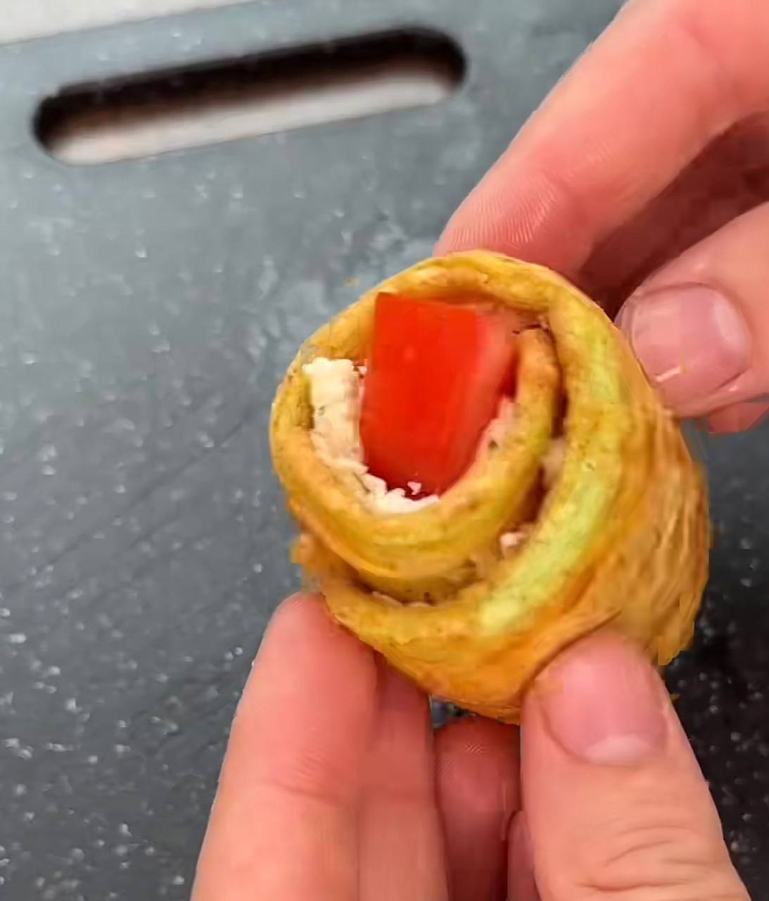 Рулетики з кабачків із сиром: прост ідея для легкого і смачного обіду